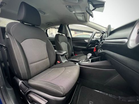 Used 2022 Kia Forte LXS image 29