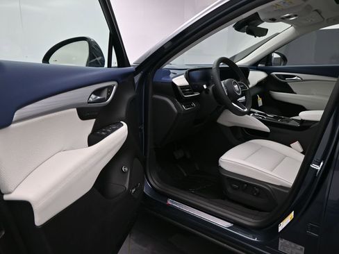 New 2026 Buick Envision Avenir image 11