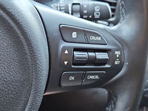 Used 2017 Kia Sorento SX image 26