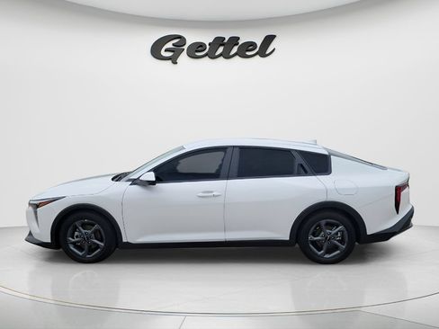 Used 2025 Kia K4 FWD image 8