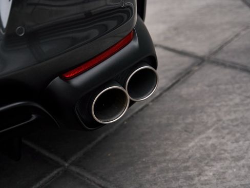 Used 2022 Ferrari 812 GTS image 14