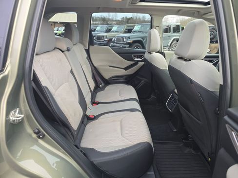 Used 2021 Subaru Forester Premium image 26