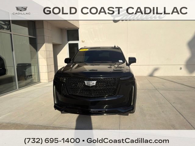 Certified 2024 Cadillac Escalade Sport Platinum w/ LPO, ONYX Package AWD/4WD image 5