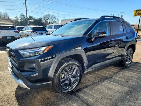 Used 2024 Toyota RAV4 Adventure image 4