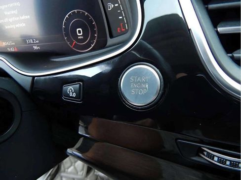 Used 2017 Audi Q7 3.0T Prestige image 22