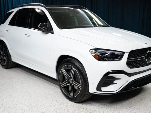 New 2026 Mercedes-Benz GLE 450 4MATIC image 3
