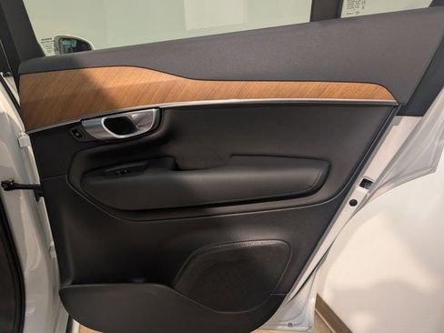 Used 2024 Volvo XC90 T8 Plus w/ Protection Package image 28