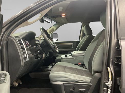 Used 2015 RAM 2500 Power Wagon w/ Luxury Group AWD/4WD image 9
