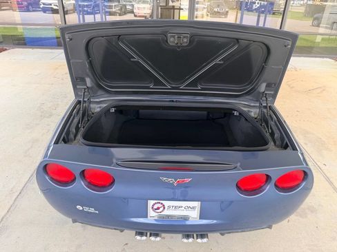 Used 2011 Chevrolet Corvette Grand Sport w/ Preferred Equipment Group RWD image 27