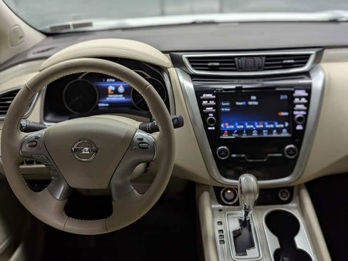 Used 2017 Nissan Murano SL image 5