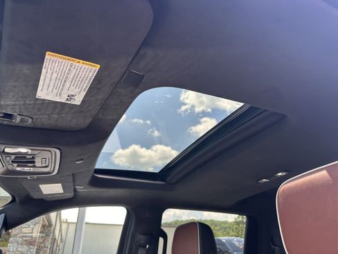 Used 2024 GMC Sierra 2500 Denali Ultimate image 33