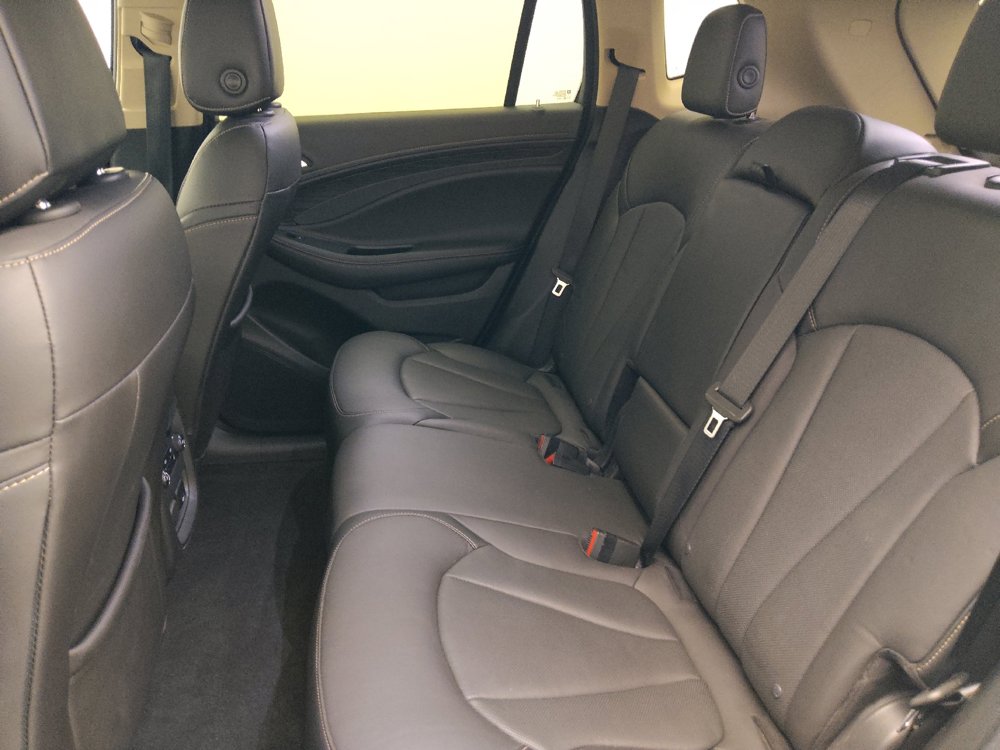 Used 2017 Buick Envision Essence FWD image 21