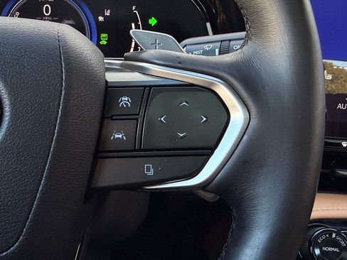 Certified 2025 Lexus NX 450h+ Luxury image 30