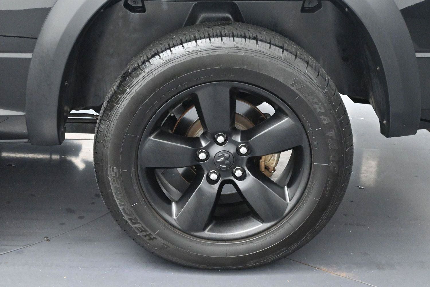 Used 2020 RAM 1500 Warlock AWD/4WD image 31