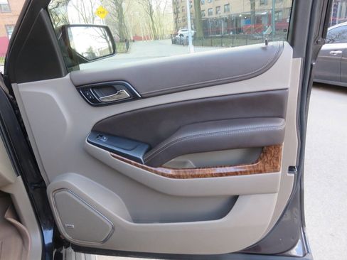 Used 2015 Chevrolet Tahoe LTZ image 33