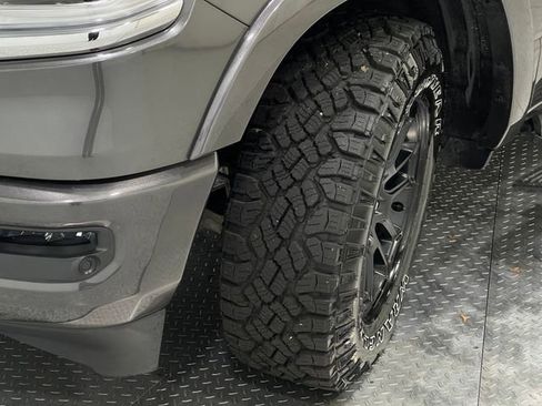 Used 2019 RAM 1500 Limited image 36