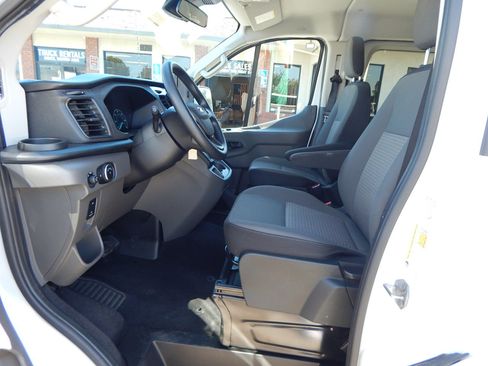 Used 2024 Ford Transit 350 XLT RWD image 14
