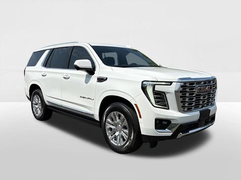 Used 2025 GMC Yukon Denali w/ Sun & Power Step Package AWD/4WD image 5