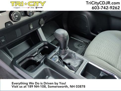 Used 2019 Toyota Tacoma SR image 31