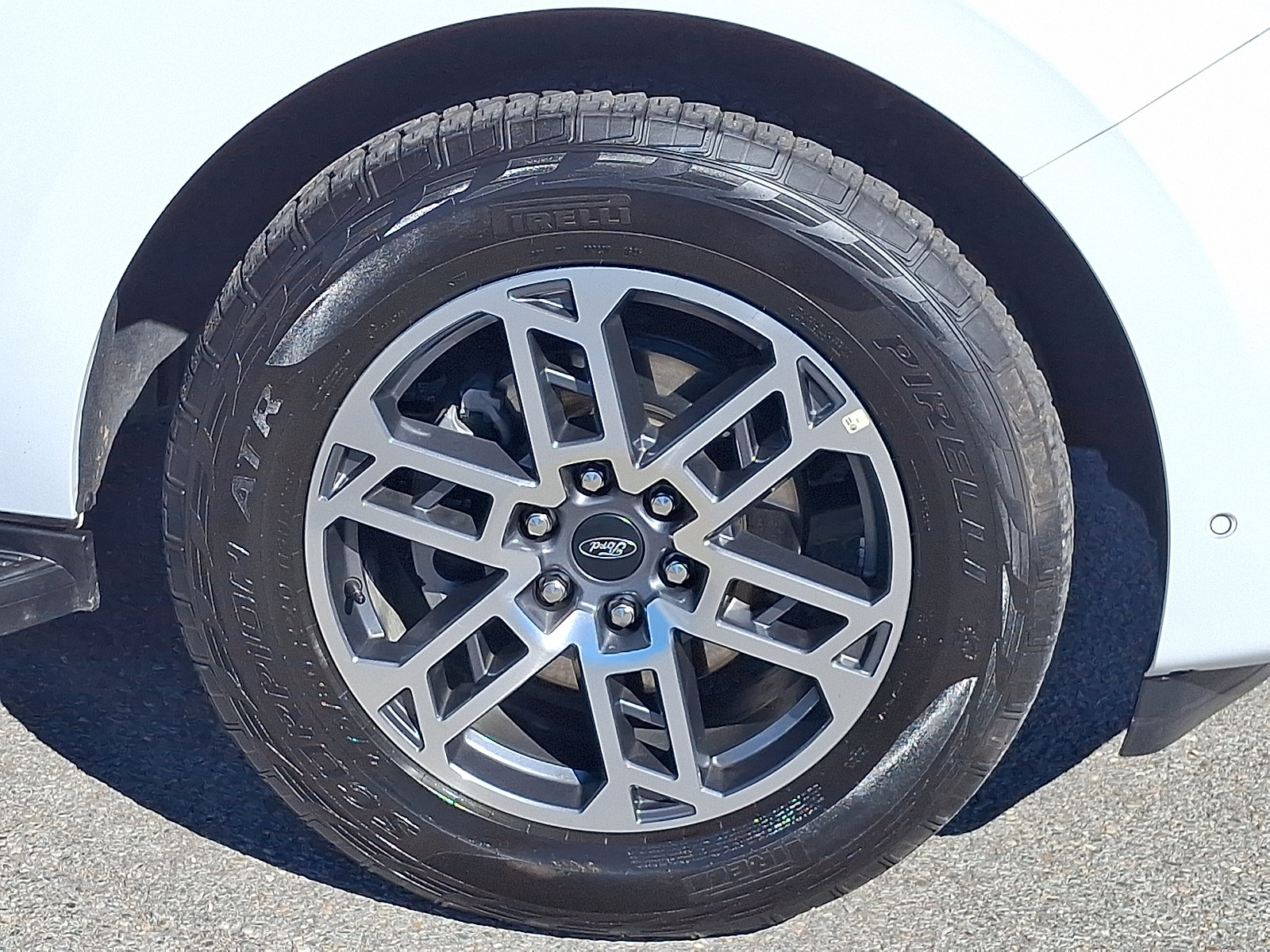 Used 2025 Ford Expedition Active AWD/4WD image 8