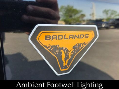 Used 2025 Ford Bronco Badlands AWD/4WD image 16