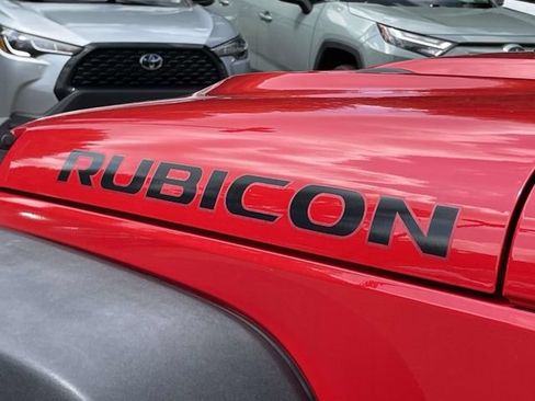 Used 2017 Jeep Wrangler Unlimited Rubicon AWD/4WD image 11
