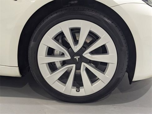 Used 2023 Tesla Model 3 Standard Range image 27