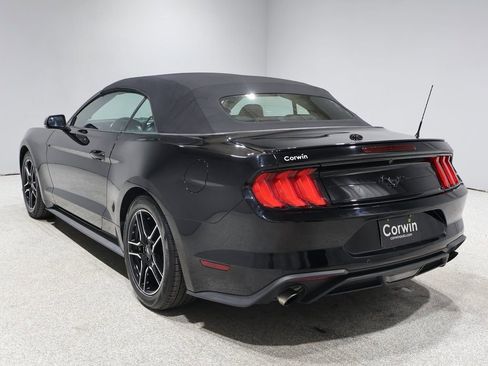 Used 2020 Ford Mustang Premium image 4