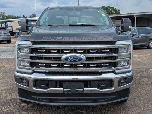 Used 2024 Ford F250 Lariat AWD/4WD image 9