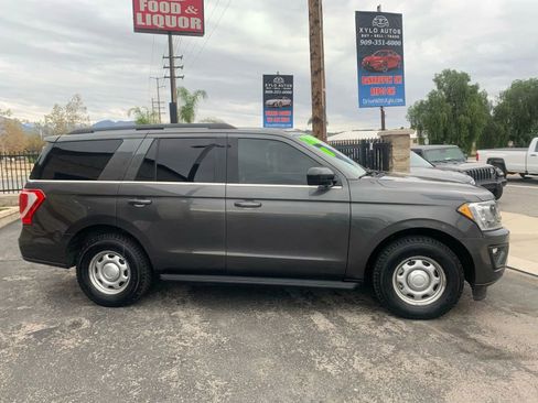 Used 2018 Ford Expedition XL w/ Fleet Convenience Package image 6
