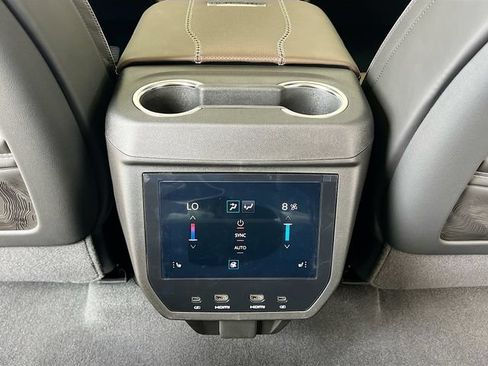 New 2026 GMC Yukon XL Denali Ultimate AWD/4WD image 18