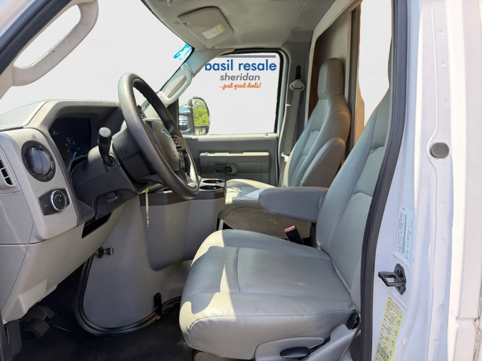 Used 2023 Ford E-350 and Econoline 350 Super Duty w/ Power Windows & Locks Group RWD image 10