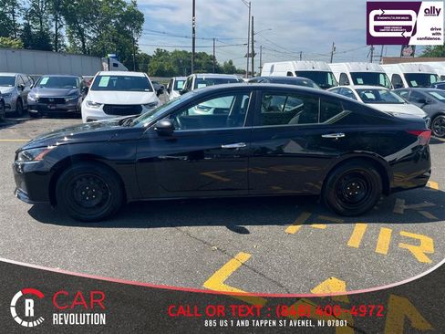 Used 2024 Nissan Altima 2.5 S FWD image 5