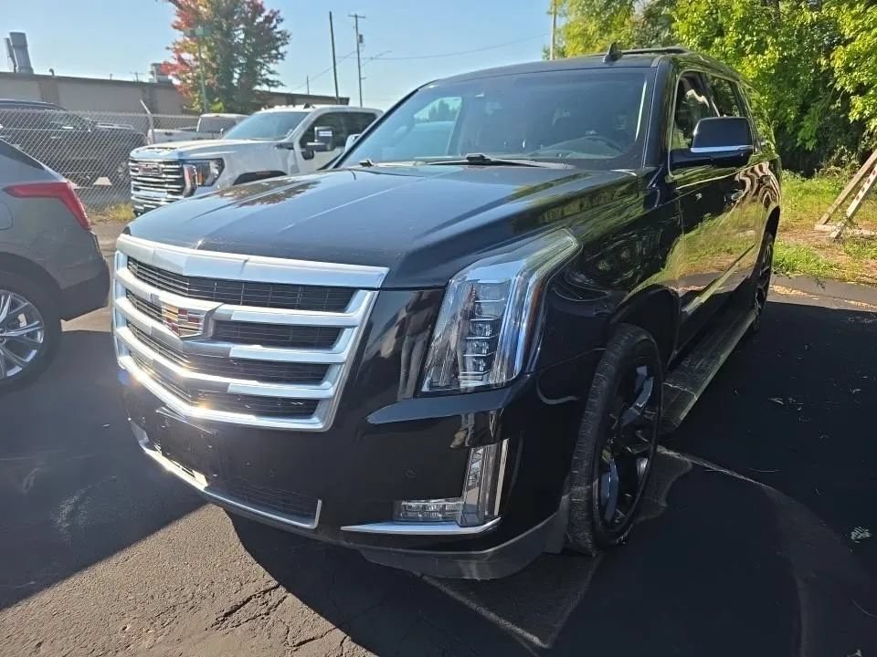 Used 2015 Cadillac Escalade Premium AWD/4WD image 1
