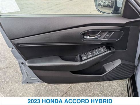 Used 2023 Honda Accord Touring image 12