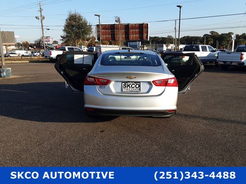 Used 2019 Chevrolet Malibu LS image 29