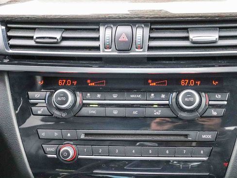 Used 2017 BMW X5 xDrive35i w/ Premium Package image 16