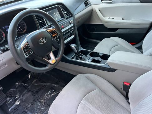 Used 2018 Hyundai Sonata SE image 12