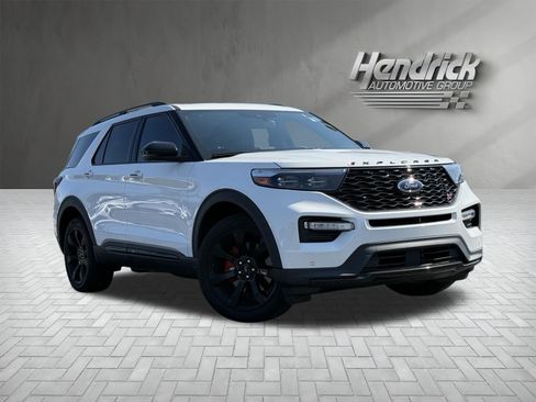Used 2022 Ford Explorer ST w/ Equipment Group 401A AWD/4WD image 2