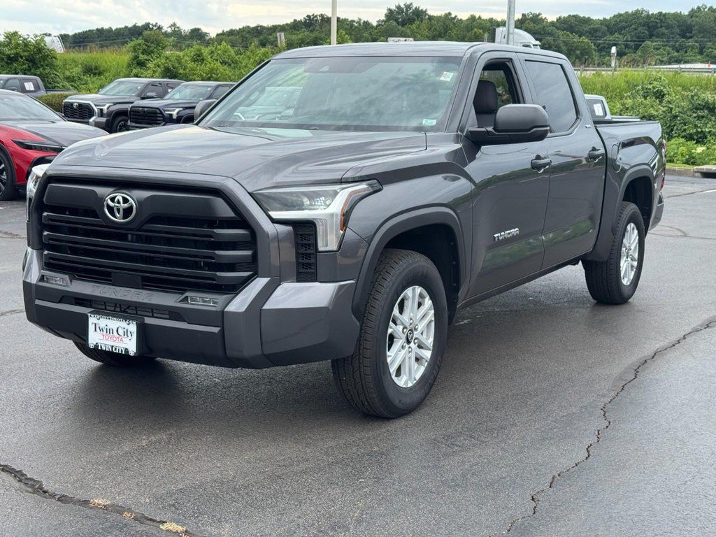 Used 2025 Toyota Tundra SR5 AWD/4WD image 9