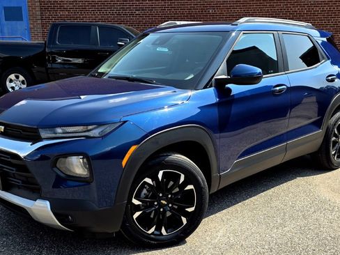 Used 2021 Chevrolet TrailBlazer LT w/ Driver Confidence Package AWD/4WD image 4