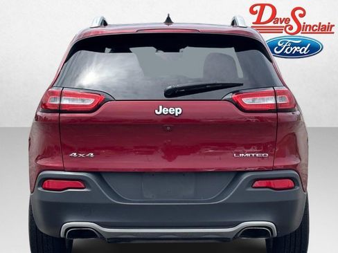 Used 2017 Jeep Cherokee Limited AWD/4WD image 8