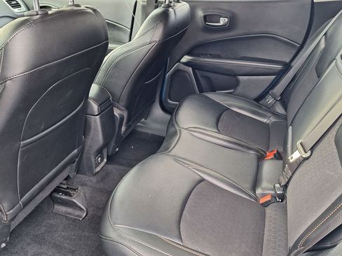 Used 2020 Jeep Compass Latitude image 12