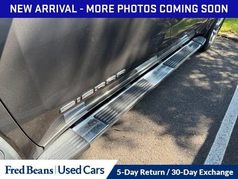 Used 2019 GMC Sierra 1500 SLT w/ SLT Premium Plus Package AWD/4WD image 7