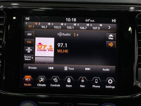 Used 2020 Jeep Grand Cherokee Limited w/ Premium Lighting Group image 24