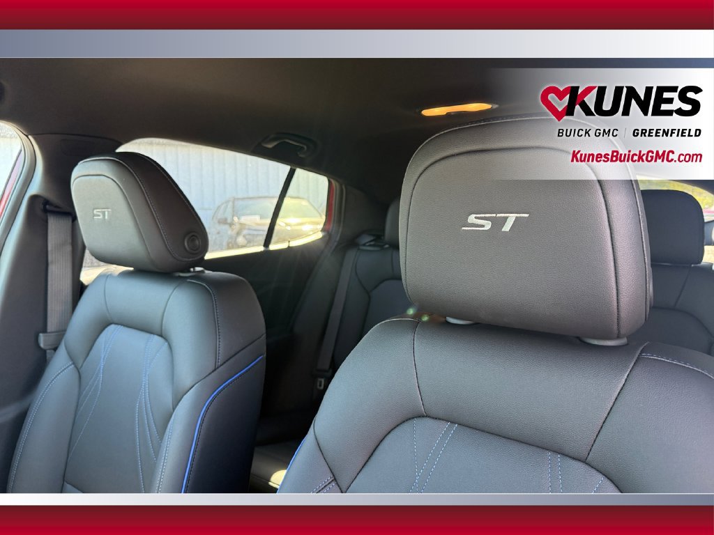 New 2026 Buick Envista Sport Touring w/ Convenience I Package FWD image 41