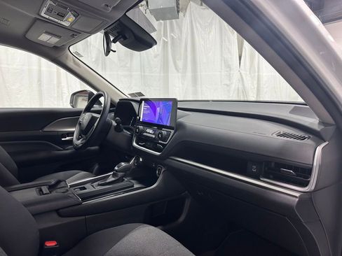 Used 2025 Toyota Grand Highlander AWD image 65