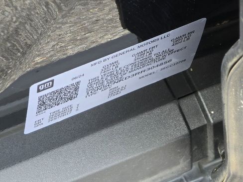 Certified 2024 Chevrolet Tahoe LT RWD image 30