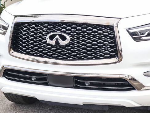 Used 2021 INFINITI QX80 Premium Select w/ All-Season Package AWD/4WD image 5