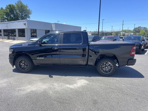 Used 2023 RAM 1500 Laramie AWD/4WD image 4